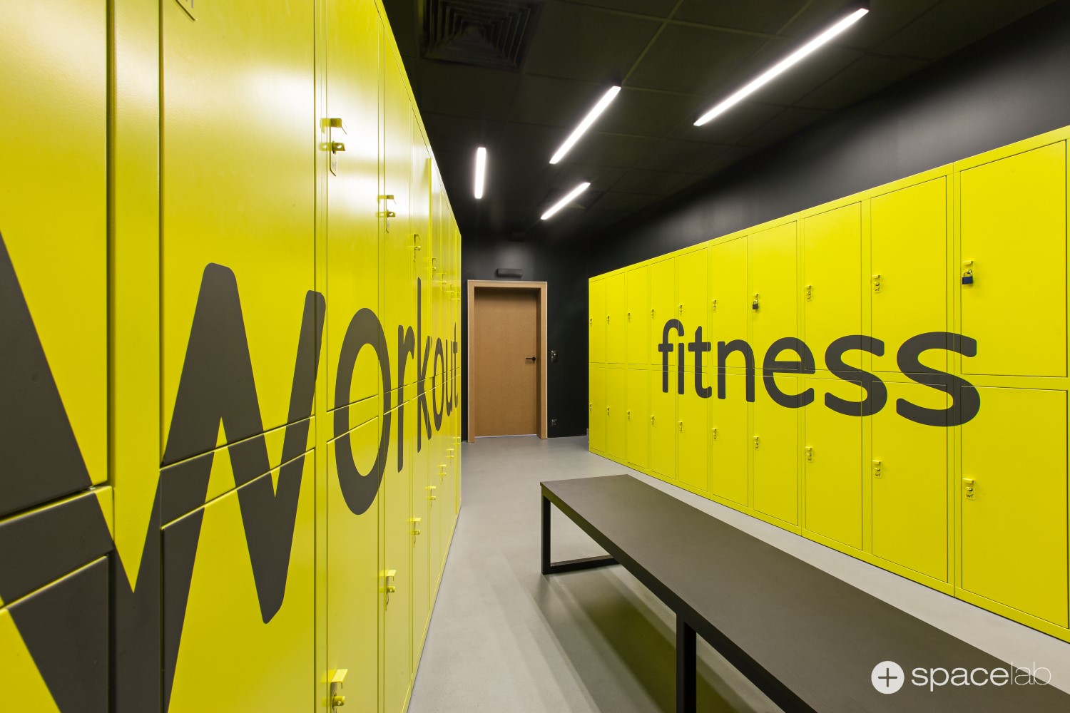 WF | workout & fitness - projekt wnętrz siłowni i fitness