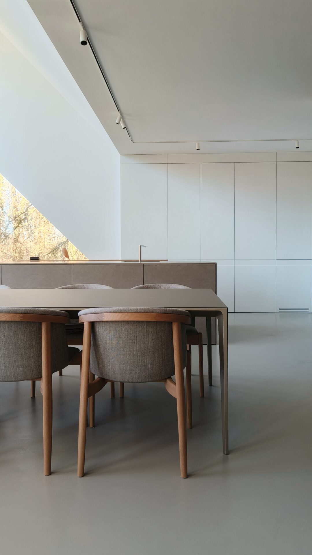Projekt Wiry — 05-projekt-wnetrz-cieply-minimalizm-dom-Wiry-SPACELAB-architekt